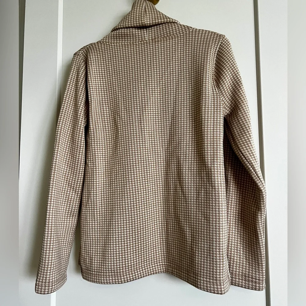 EUC J.Crew Houndstooth Funnel Neck Sweater Beige Cream Pullover Cozy Size S - Picture 13 of 14